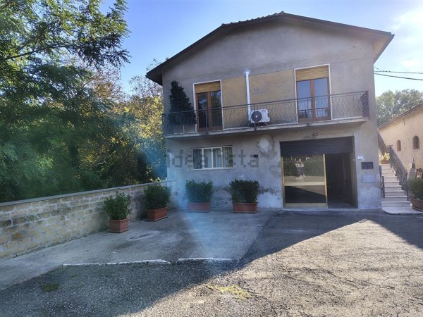 appartamento in vendita a Pitigliano
