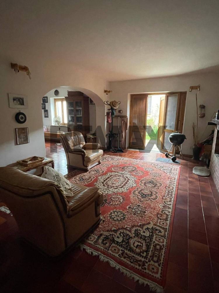 casa indipendente in vendita a Pitigliano