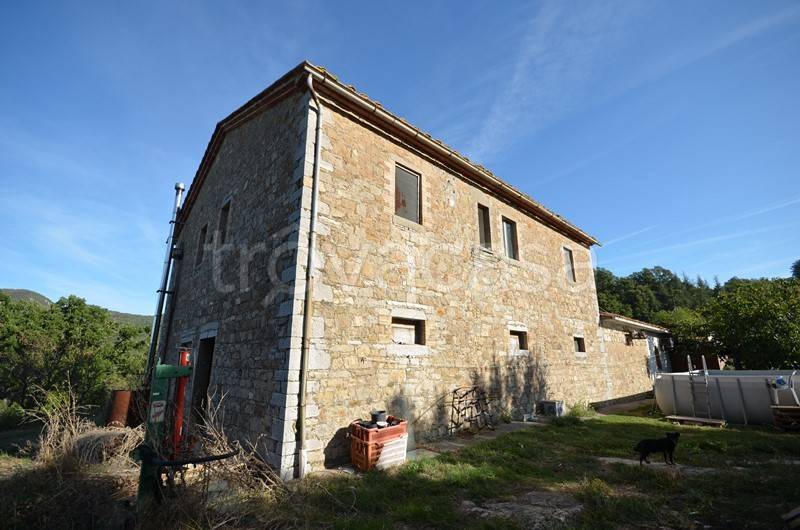 casa indipendente in vendita a Roccalbegna in zona Triana
