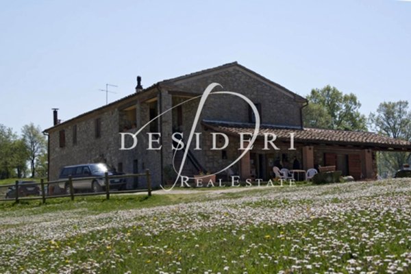 casa indipendente in vendita a Roccalbegna in zona Santa Caterina