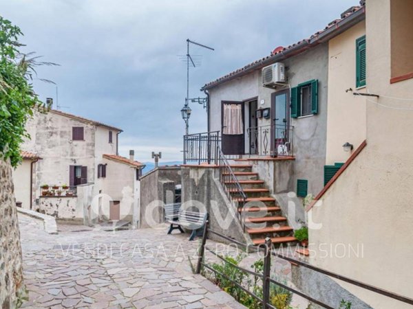 appartamento in vendita a Roccalbegna in zona Cana