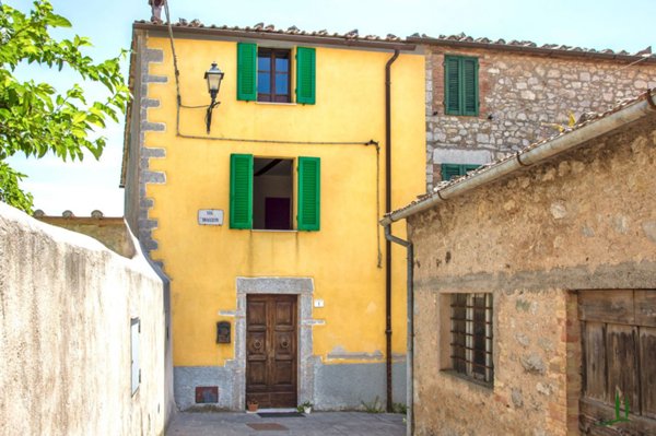 casa indipendente in vendita a Roccalbegna