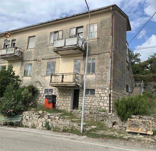appartamento in vendita a Roccalbegna in zona Cana
