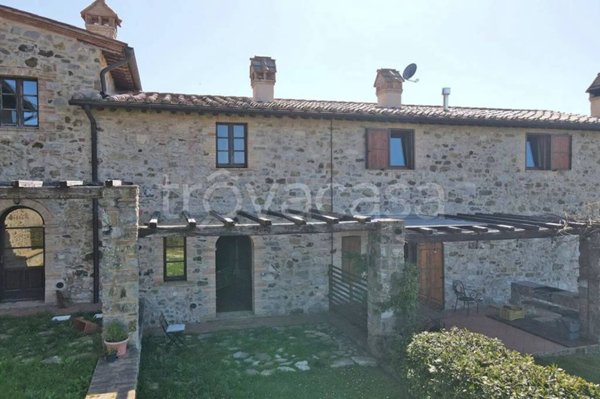 casa indipendente in vendita a Roccalbegna in zona Triana