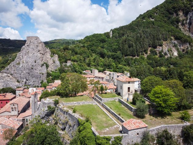 casa indipendente in vendita a Roccalbegna