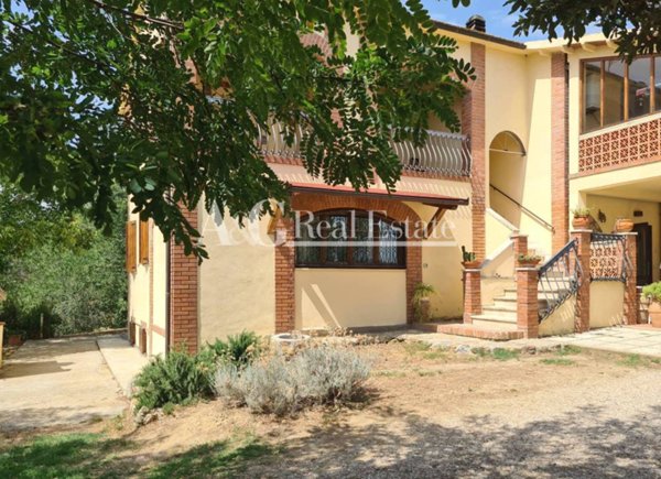 casa indipendente in vendita a Roccastrada in zona Ribolla