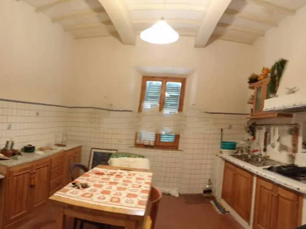 appartamento in vendita a Roccastrada in zona Sassofortino