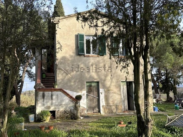 quadrivano in vendita a Roccastrada in zona Ribolla