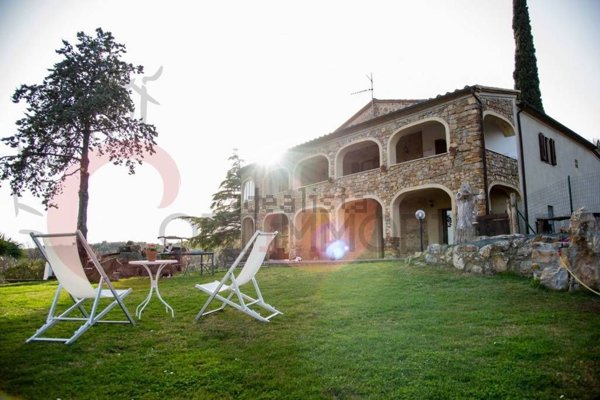casale in vendita a Roccastrada in zona Montemassi