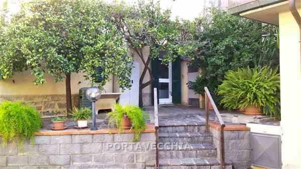appartamento in vendita a Roccastrada in zona Ribolla