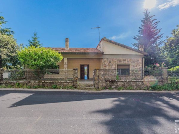 casa indipendente in vendita a Roccastrada