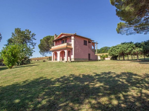 casa indipendente in vendita a Roccastrada in zona Montemassi