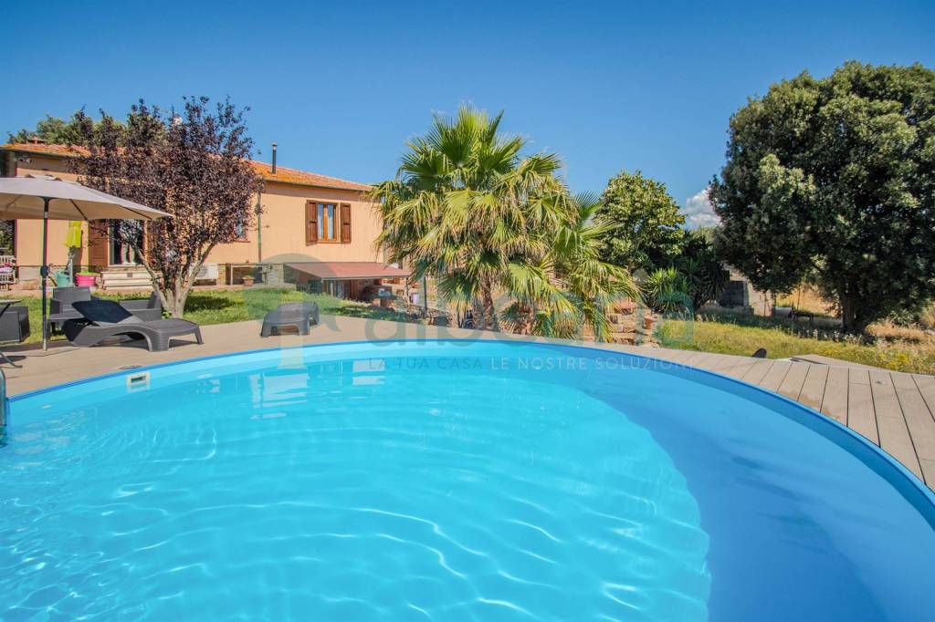 casa indipendente in vendita a Roccastrada in zona Ribolla