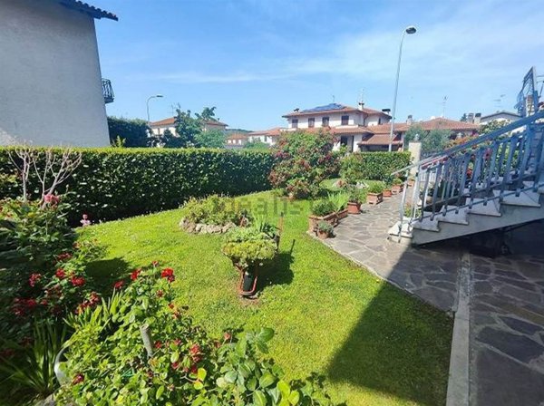 appartamento in vendita a Roccastrada in zona Ribolla