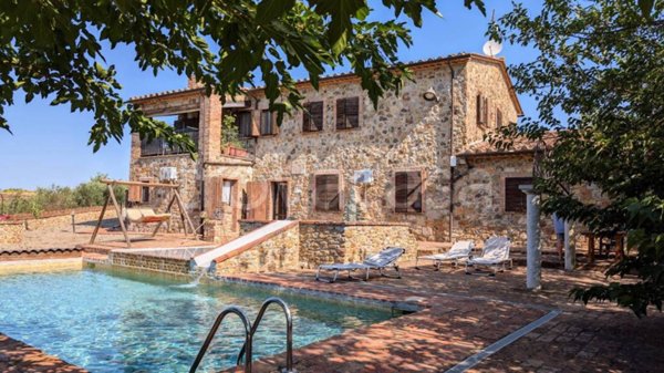 casa indipendente in vendita a Roccastrada in zona Ribolla