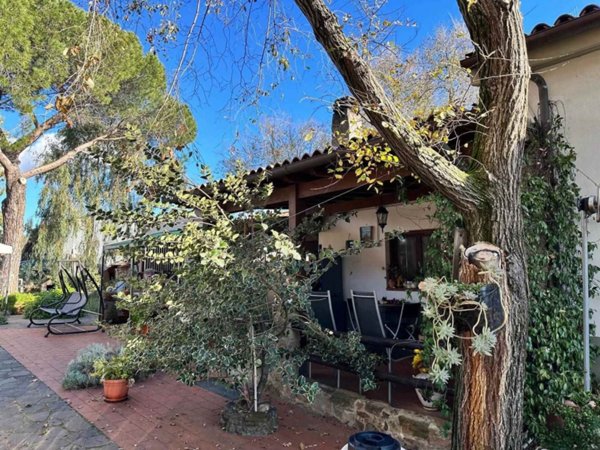 casale in vendita a Roccastrada