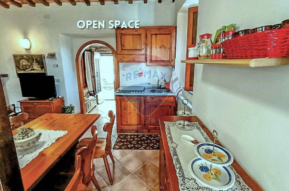 casa indipendente in vendita a Roccastrada in zona Roccatederighi