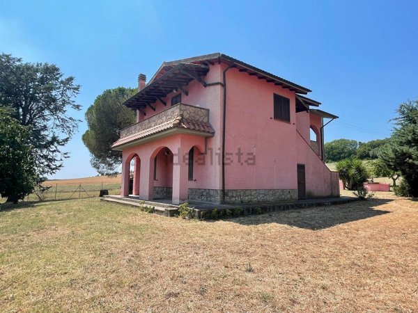 casale in vendita a Roccastrada in zona Ribolla