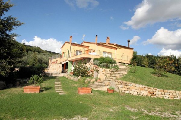 casa indipendente in vendita a Roccastrada in zona Sassofortino