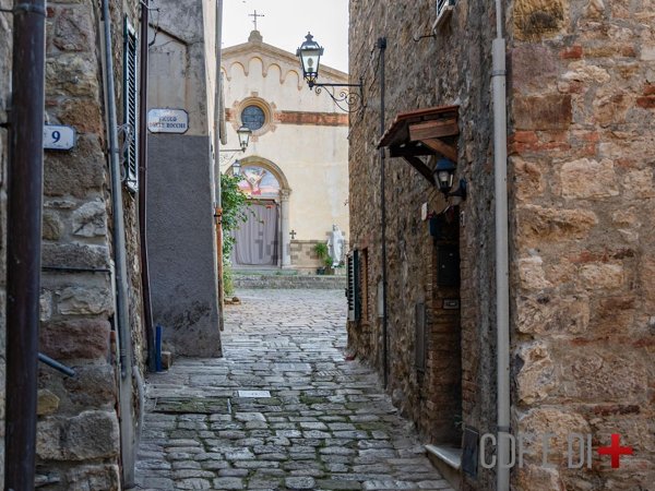 appartamento in vendita a Roccastrada in zona Montemassi