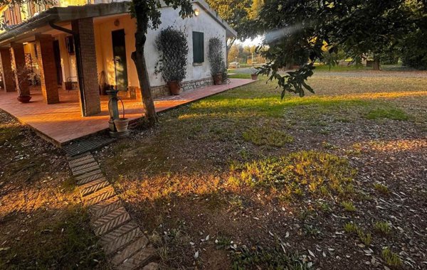 casa indipendente in vendita a Roccastrada in zona Montemassi