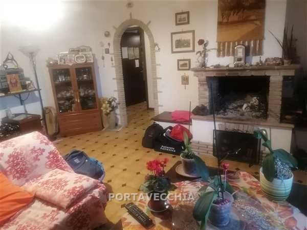 appartamento in vendita a Roccastrada in zona Ribolla