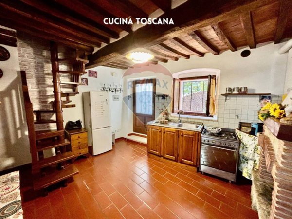 casa indipendente in vendita a Roccastrada