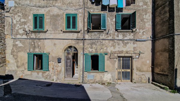 appartamento in vendita a Roccastrada in zona Sassofortino