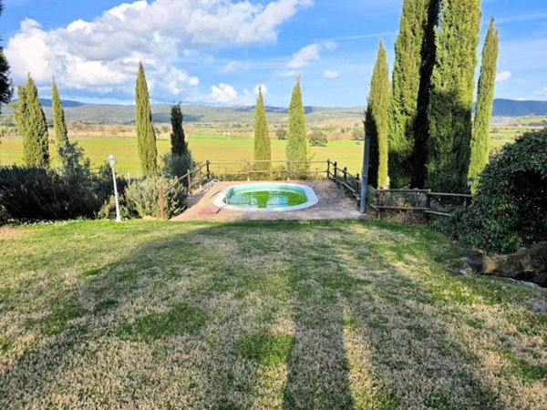 casa indipendente in vendita a Roccastrada