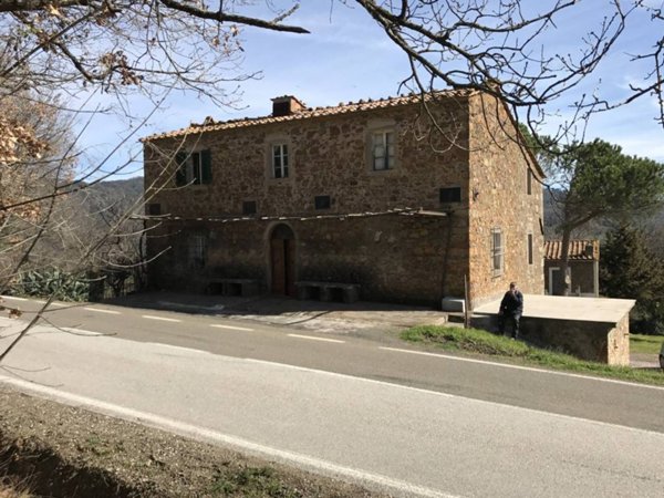 casa indipendente in vendita a Roccastrada