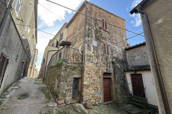 appartamento in vendita a Roccastrada in zona Sassofortino