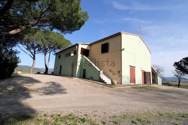 casale in vendita a Roccastrada