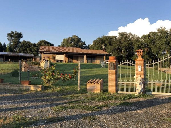 casa indipendente in vendita a Roccastrada