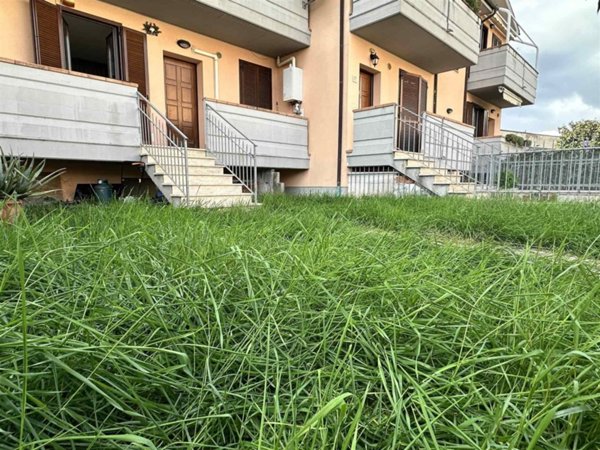 appartamento in vendita a Roccastrada in zona Ribolla
