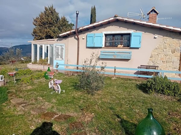 casa indipendente in vendita a Roccastrada