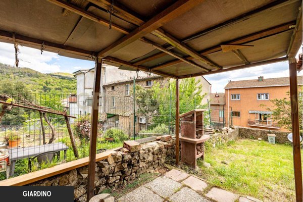 appartamento in vendita a Roccastrada in zona Roccatederighi