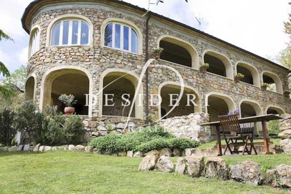 casa indipendente in vendita a Roccastrada in zona Montemassi