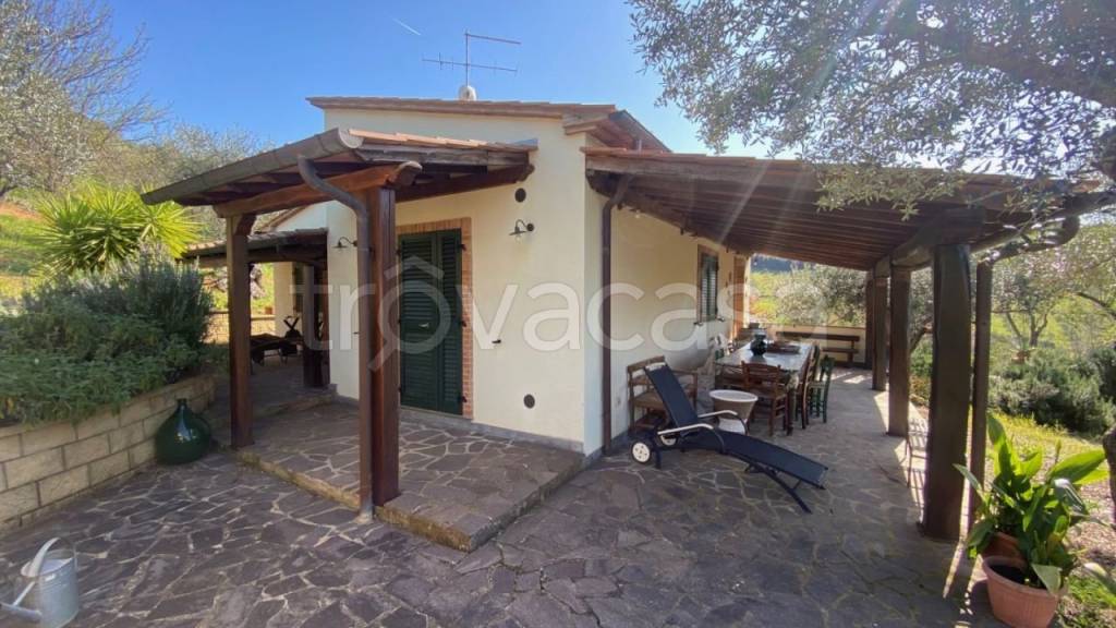 casa indipendente in vendita a Roccastrada