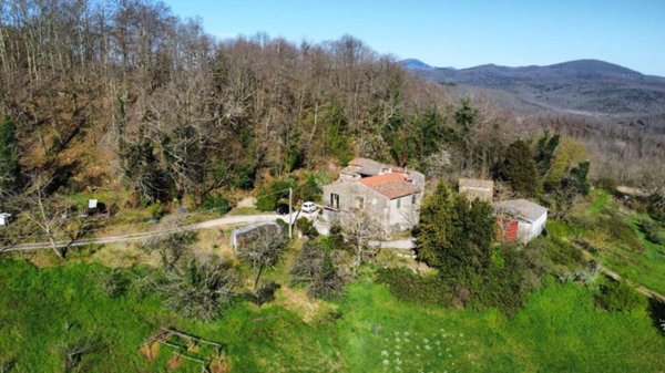 casale in vendita a Roccastrada in zona Torniella