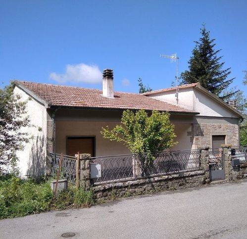 casa indipendente in vendita a Roccastrada in zona Roccatederighi