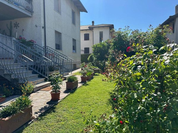 casa indipendente in vendita a Roccastrada in zona Ribolla