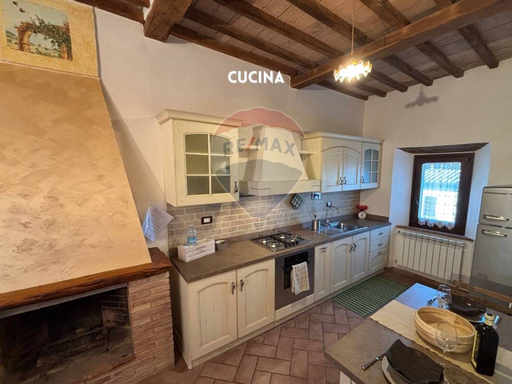 appartamento in vendita a Roccastrada in zona Roccatederighi