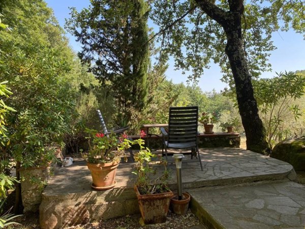 casa indipendente in vendita a Roccastrada in zona Sassofortino
