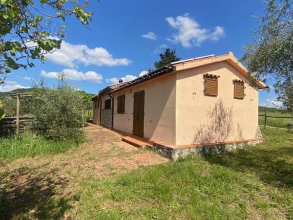 casa indipendente in vendita a Roccastrada