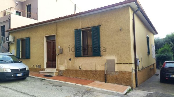 casa indipendente in vendita a Roccastrada