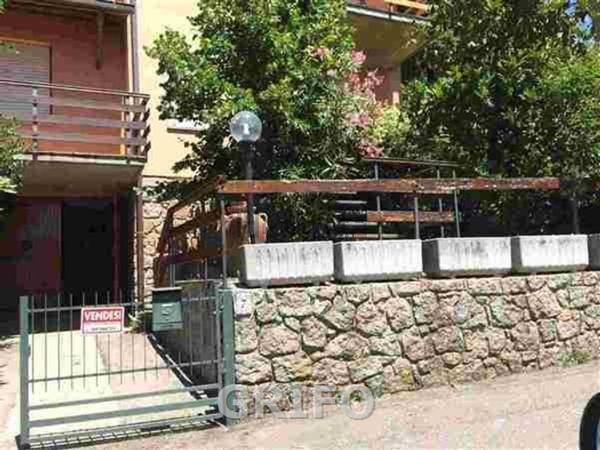 appartamento in vendita a Roccastrada in zona Sassofortino