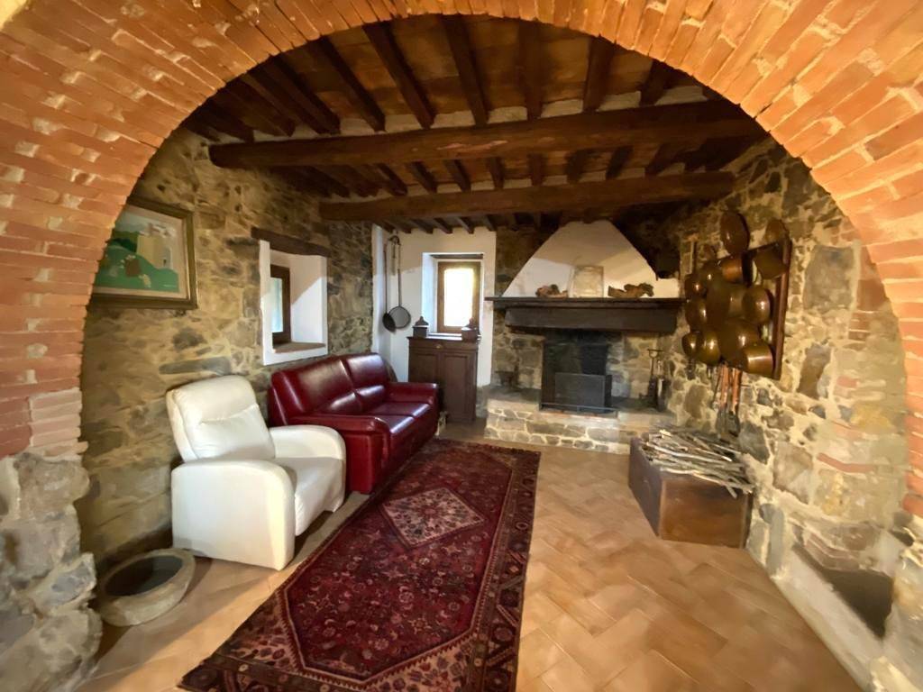 casa indipendente in vendita a Roccastrada in zona Montemassi