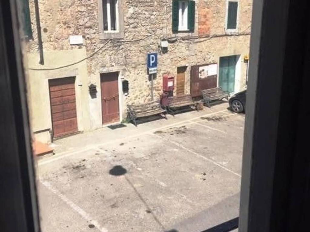 appartamento in vendita a Roccastrada in zona Piloni