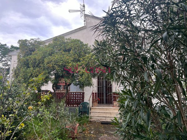 casa indipendente in vendita a Roccastrada