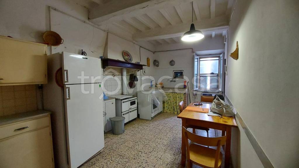appartamento in vendita a Roccastrada in zona Piloni